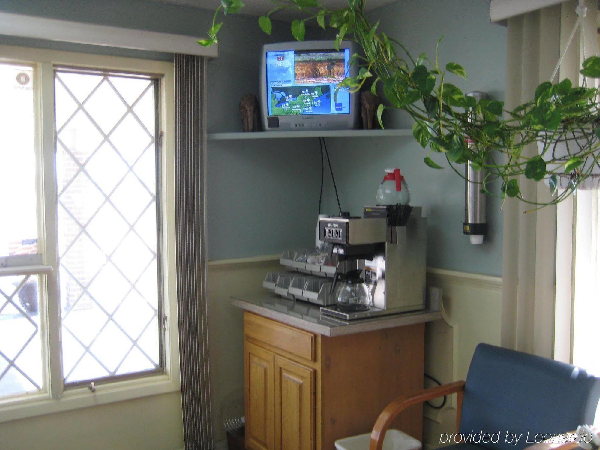 Guest House Motel Chanute Ресторант снимка